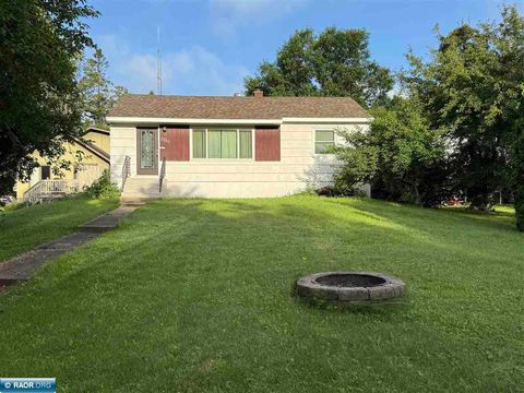 Photo of 3027 8th Avenue E Ave, Hibbing, MN 55746 (MLS # 147089)