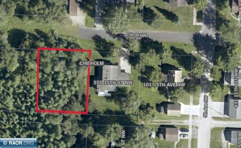 Photo of 5 11th St NW, Chisholm, MN 55719 (MLS # 149480)