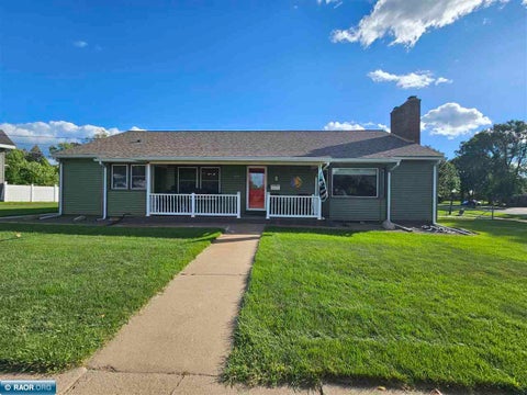 Photo of 620 8 1/2 St. S ST, Virginia, MN 55792 (MLS # 150671)
