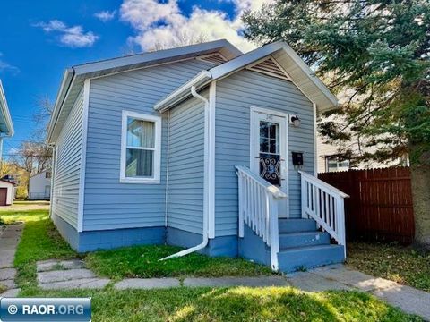 Photo of 2412 3rd Ave E Ave, Hibbing, MN 55746 (MLS # 149171)