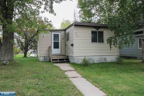 Photo of 203 3rd Avenue N, Biwabik, MN 55708 (MLS # 150716)