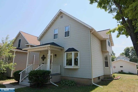 Photo of 328 10th Street South ST, Virginia, MN 55792 (MLS # 150539)