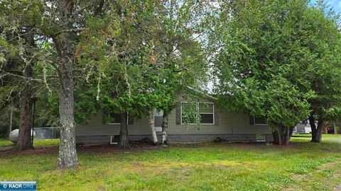 Photo of 5741 Hwy 53, Kabetogama, MN 56669 (MLS # 147191)