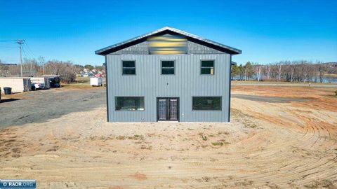 Photo of 126 Iron Drive E Dr, Chisholm, MN 55719 (MLS # 149324)