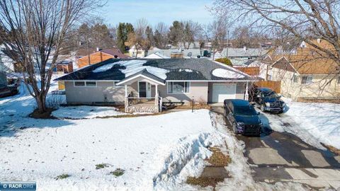 Photo of 203 Wyandotte Rd, Hoyt Lakes, MN 55750 (MLS # 149571)