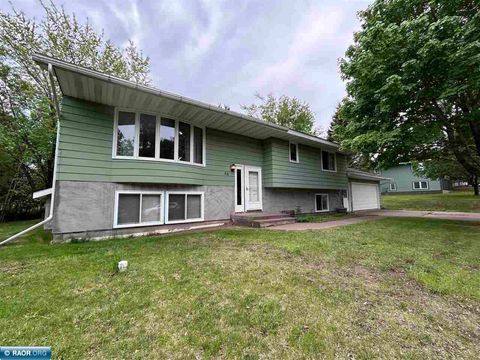 Photo of 56 Nelson Dr, Silver Bay, MN 55614 (MLS # 150159)