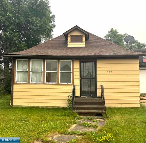 Photo of 319 W 3rd Ave N, Aurora, MN 55705 (MLS # 150342)