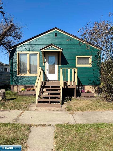 Photo of 214 W 1st Ave, Keewatin, MN 55753 (MLS # 150238)