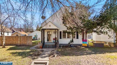 Photo of 314 4th St, Virginia, MN 55792 (MLS # 149794)