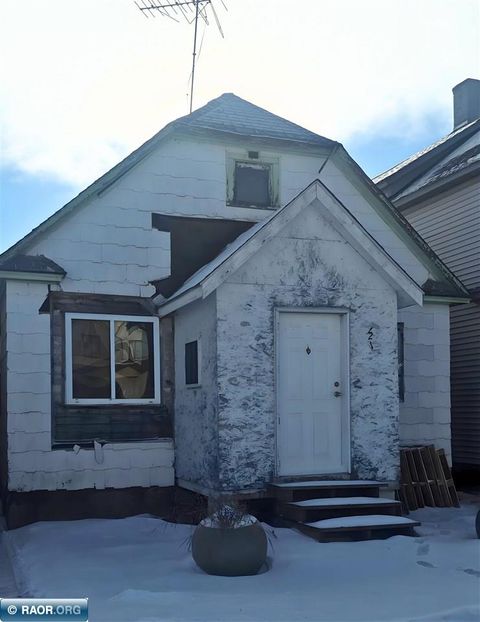 Photo of 121 2nd Avenue, Keewatin, MN 55753 (MLS # 149435)