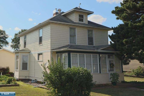 Photo of 127 5th Ave South AVE, Biwabik, MN 55708 (MLS # 150099)