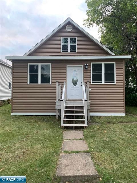 Photo of 2605 4th Ave, Hibbing, MN 55746 (MLS # 149214) Photo of 2605 4th Ave, Hibbing, MN 55746 (MLS # 149214)