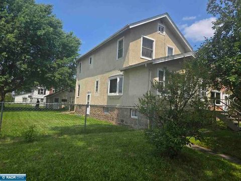 Photo of 729 15th St, Virignia, MN 55792 (MLS # 148761)
