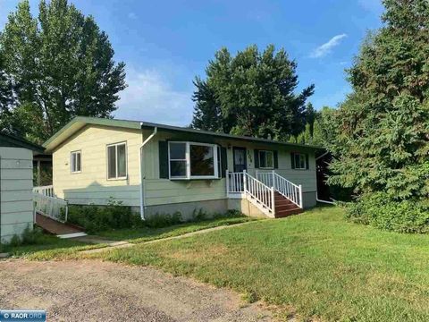 Photo of 208 Andover Rd, Hoyt Lakes, MN 55750 (MLS # 149561)