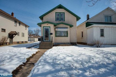 Photo of 1522 13th Ave, Hibbing, MN 55746 (MLS # 149721)
