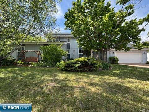 Photo of 333 NE 5th Ave, Chisholm, MN 55719 (MLS # 149684)