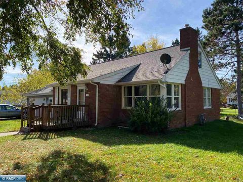 Photo of 213 2nd St W St, Aurora, MN 55705 (MLS # 149175)