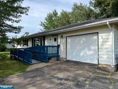 Photo of 3919 8th Ave E AVE, Hibbing, MN 55746 (MLS # 150592)
