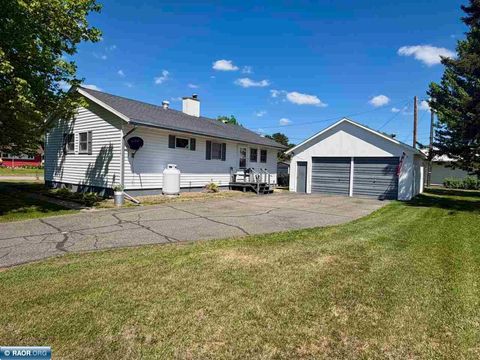 Photo of 32 Dogwood Blvd, Babbitt, MN 55706 (MLS # 149882)