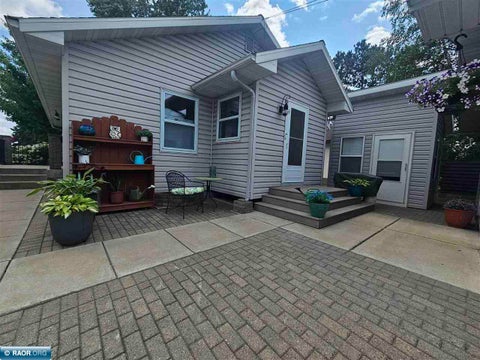 Photo of 701 N Auburn Ave, Eveleth, MN 55734 (MLS # 150437)