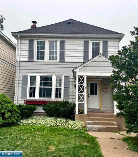 Photo of 624 Jones St, Eveleth, MN 55734 (MLS # 150346)