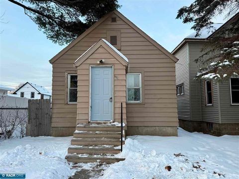 Photo of 719 3rd St S St, Virginia, MN 55792 (MLS # 149389)
