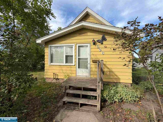 328 9TH ST SW, CHISHOLM, MN 55719 - Image ee8132b074f59652e1ee5aedb67bce2a/28163561