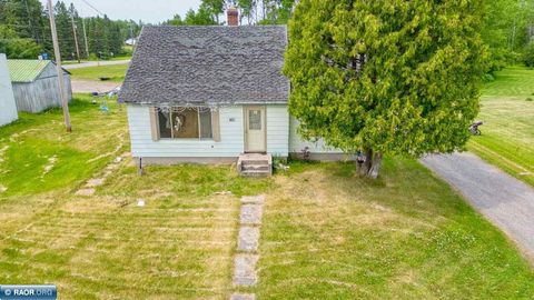 Photo of 421 Main St S St, Aurora, MN 55705 (MLS # 148536)