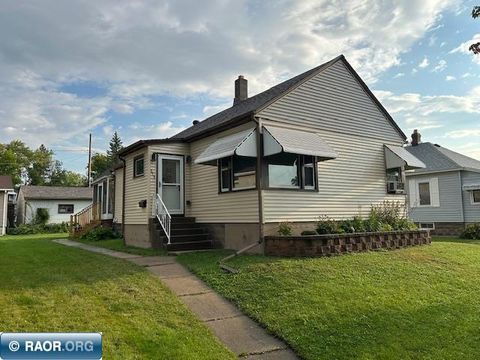 Photo of 515 12th St N St, Virginia, MN 55792 (MLS # 148958)