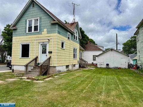 Photo of 231 8th St S ST, Virginia, MN 55792 (MLS # 150110)
