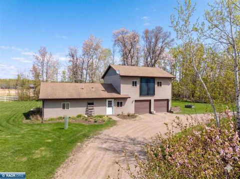 Photo of 29287 Hoff Dr, Cohasset, MN 55721 (MLS # 150015)