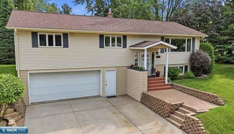 Photo of 407 Mesabi Drive, HIBBING, MN 55746 (MLS # 150290)