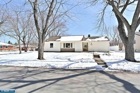 Photo of 3002 6th Ave, Hibbing, MN 55746 (MLS # 149734)
