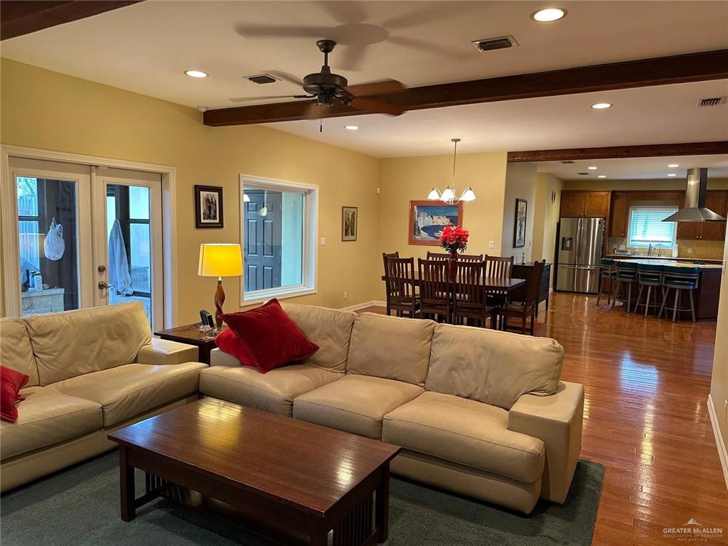 117 Palm Valley Circle, Harlingen, Texas image 3