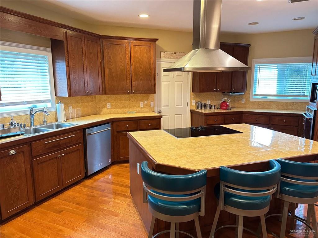 117 Palm Valley Circle, Harlingen, Texas image 11