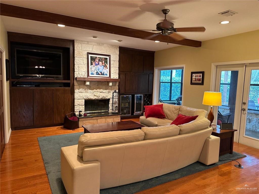 117 Palm Valley Circle, Harlingen, Texas image 4