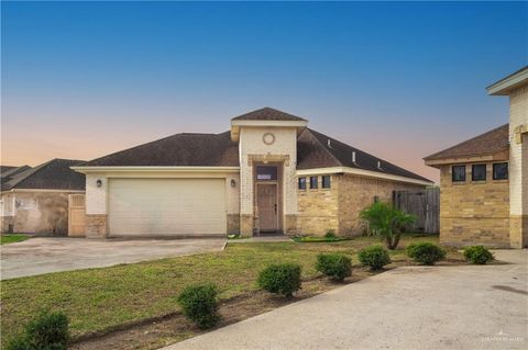 Photo of 2416 S Hibiscus Street, Pharr, TX 78577 (MLS # 497651)
