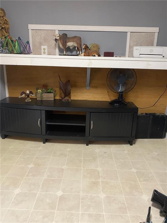 705 E Despertar Drive, Pharr, Texas image 33