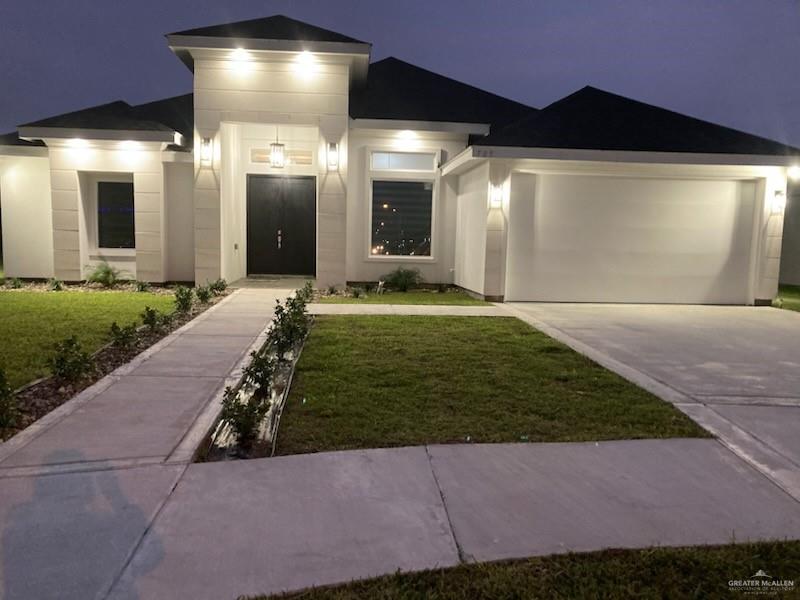 705 E Despertar Drive, Pharr, Texas image 4