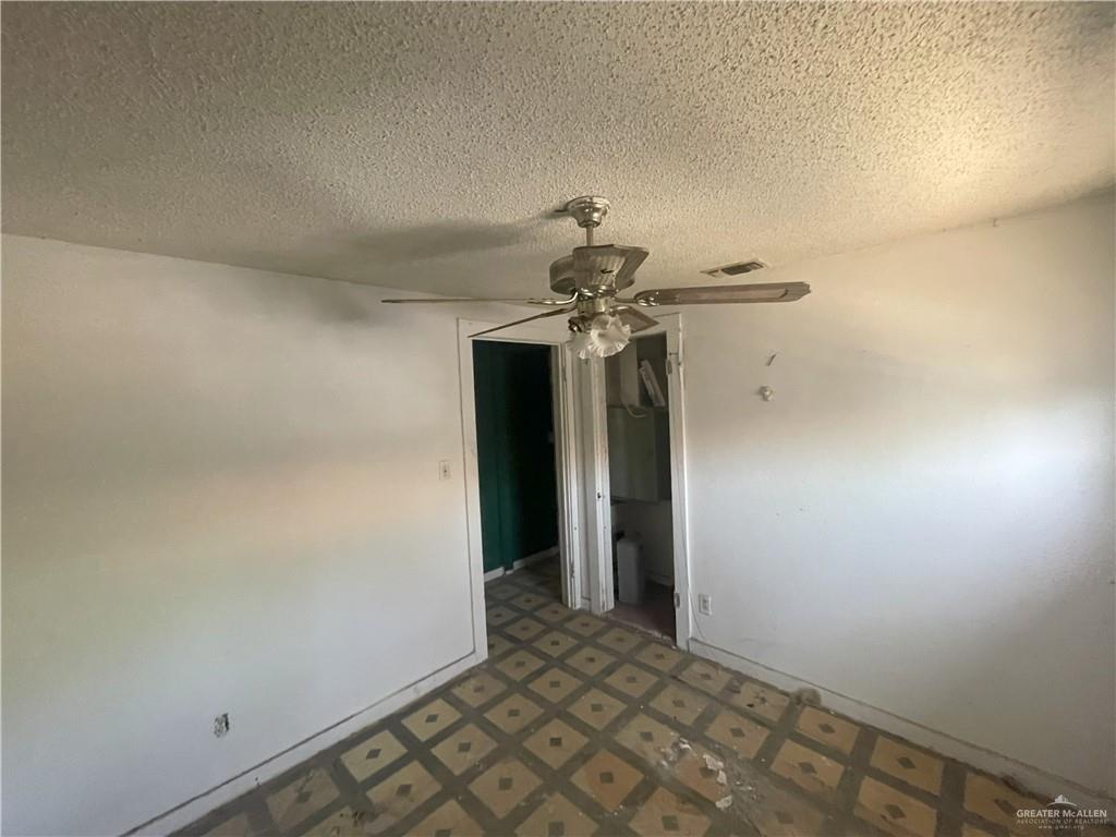 1302 E Cano Street, Edinburg, Texas image 8