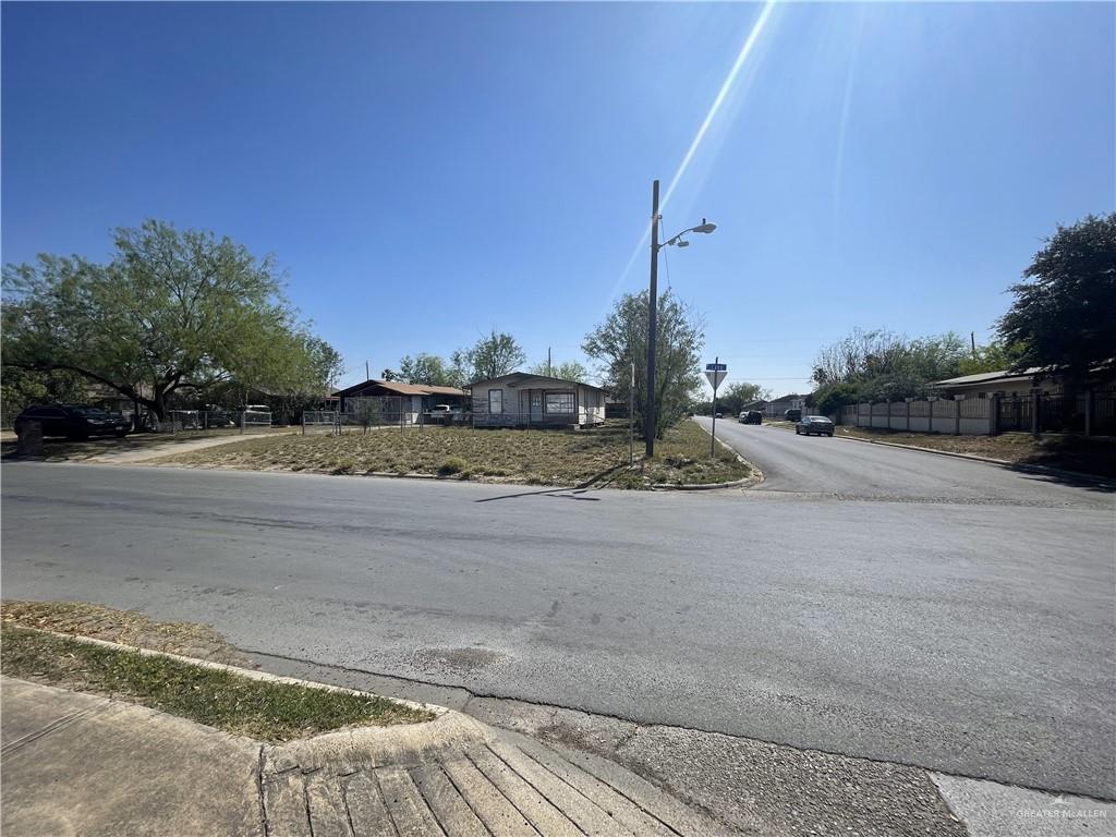 1302 E Cano Street, Edinburg, Texas image 14