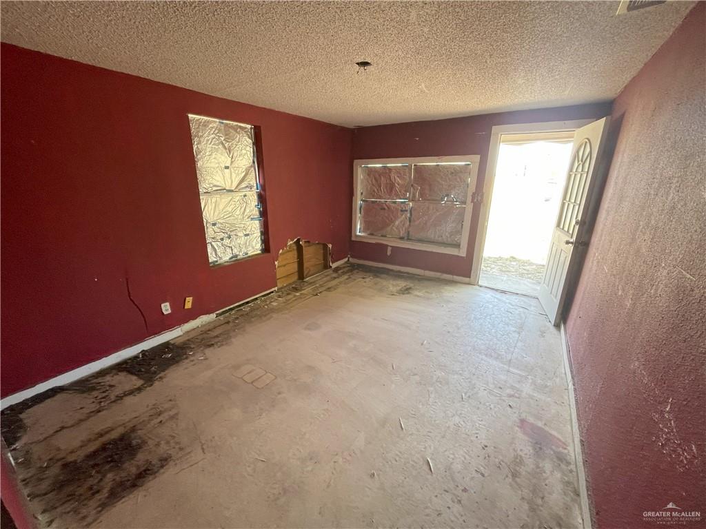 1302 E Cano Street, Edinburg, Texas image 3