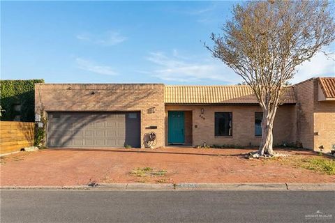 Townhouse For Sale - 409 Tyler Avenue<br/> McAllen, TX 78503