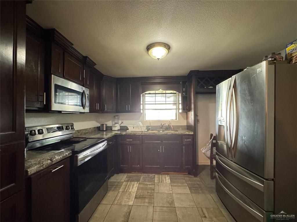 23960 N Texan Road, Edinburg, Texas image 10