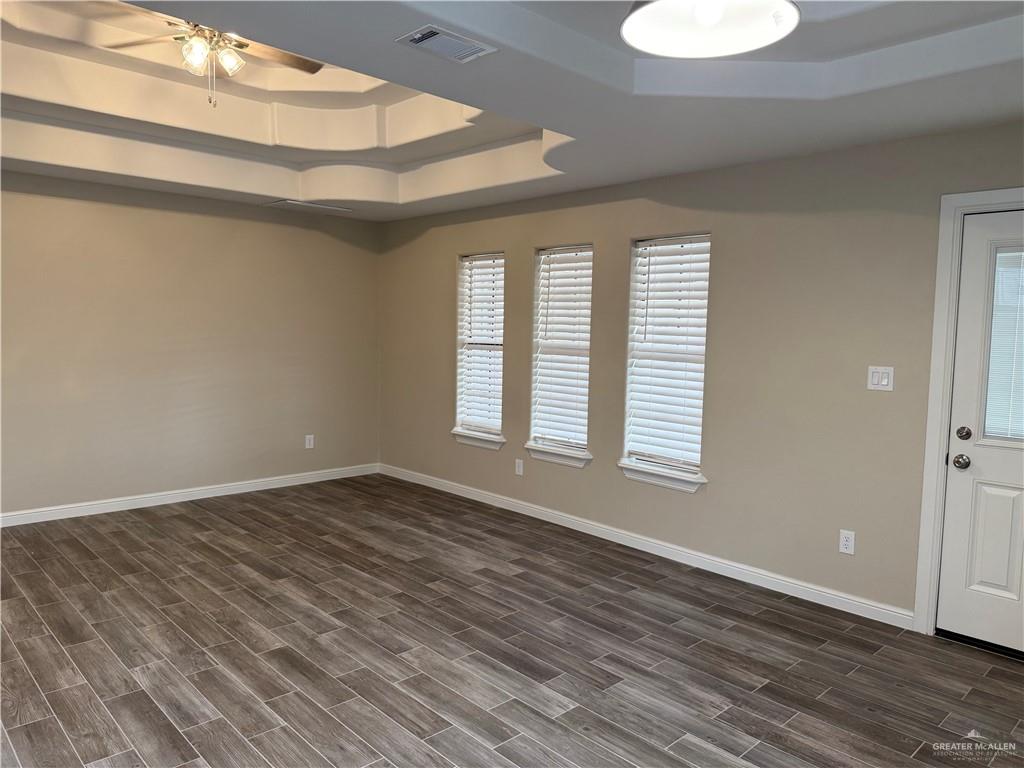 2123 W Zinnia Avenue, Mission, Texas image 6