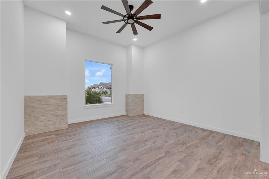 4720 Waterford Avenue, Edinburg, Texas image 16