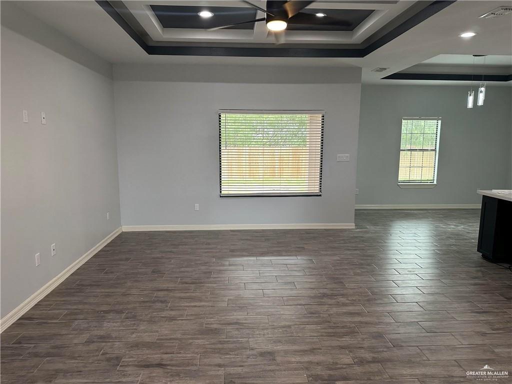 1740 Madison Street, Donna, Texas image 5