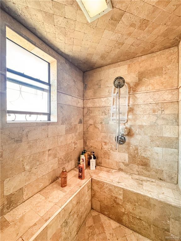 2410 E 21st Street, Mission, Texas image 7