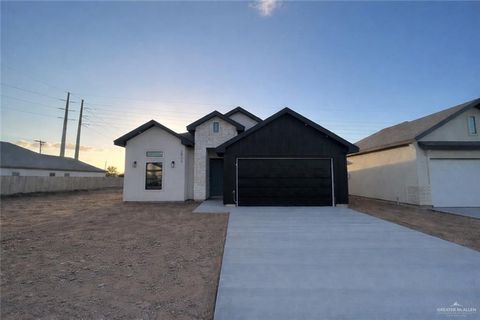 Photo of 2809 N Alyna Avenue, Edinburg, TX 78541 (MLS # 497458)