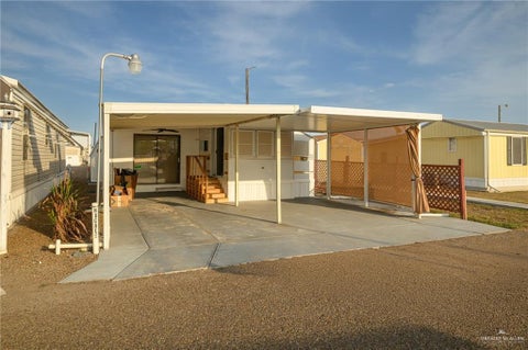 Mobile Home For Sale - 215 S Valley View Road #227<br/> Donna, TX 78537